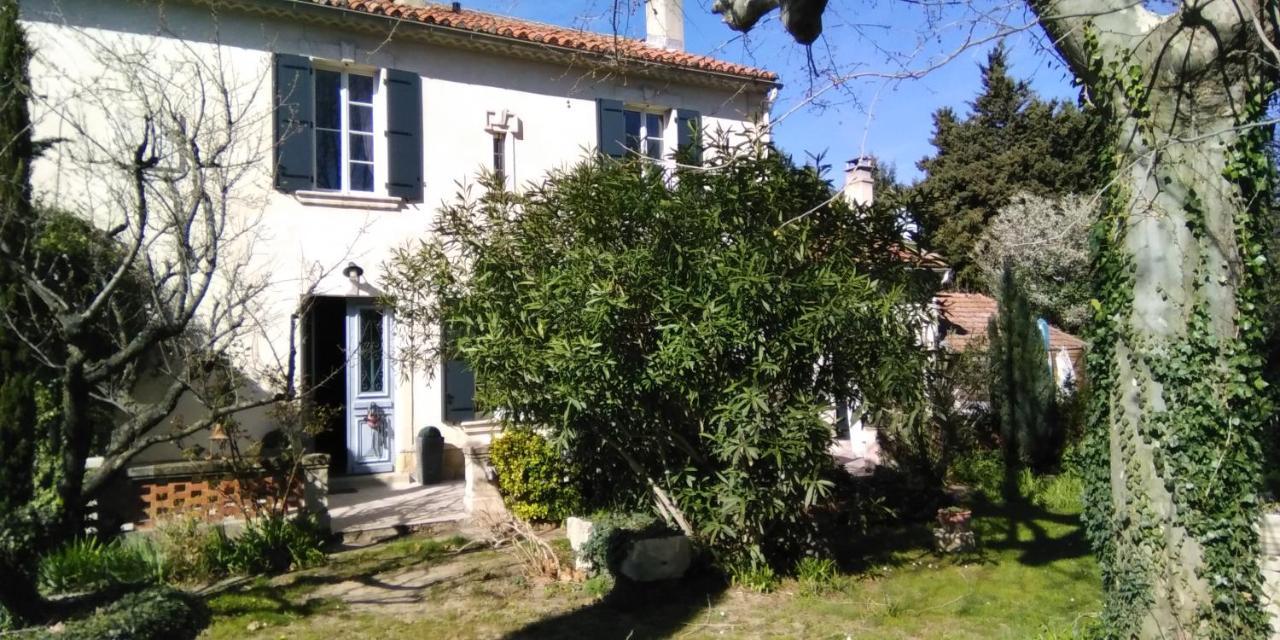 Le Petit Palais Maisonnette Aparthotel Avignone Esterno foto