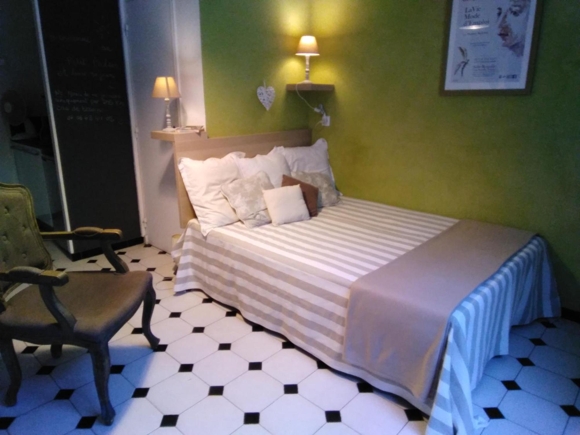 Le Petit Palais Maisonnette Aparthotel Avignone Esterno foto